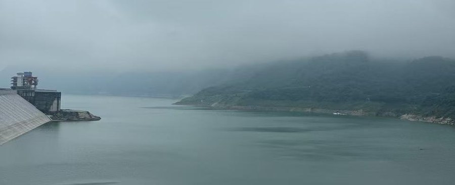 Zipingpu reservoir and dam above Dujiangyan