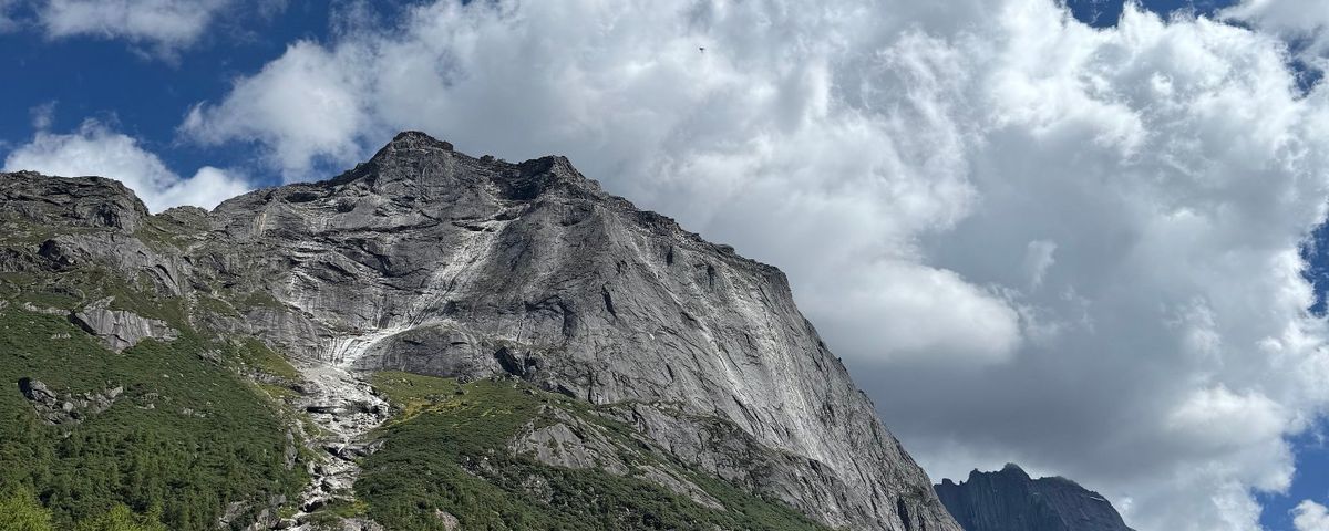 四姑娘山